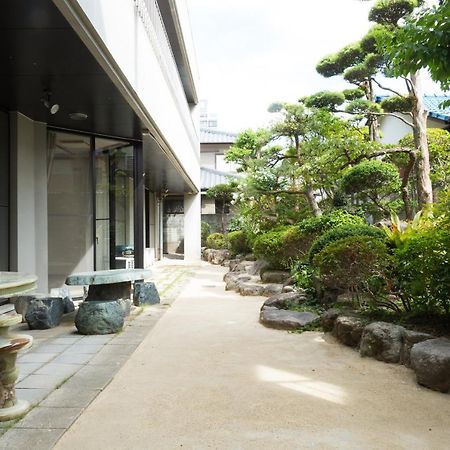 Guest House Hakozaki Garden فوكوكا المظهر الخارجي الصورة